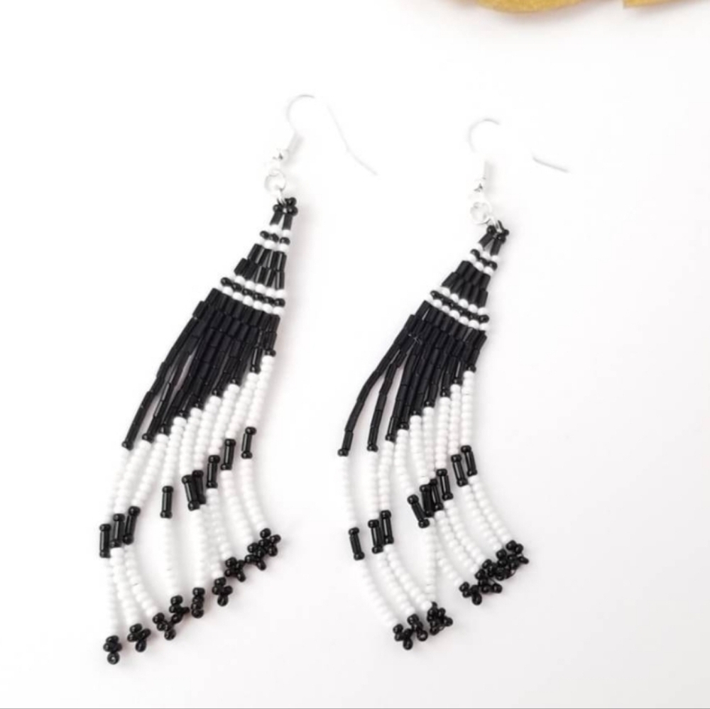 Black and White Hand Beaded Seed Bead Earrings
